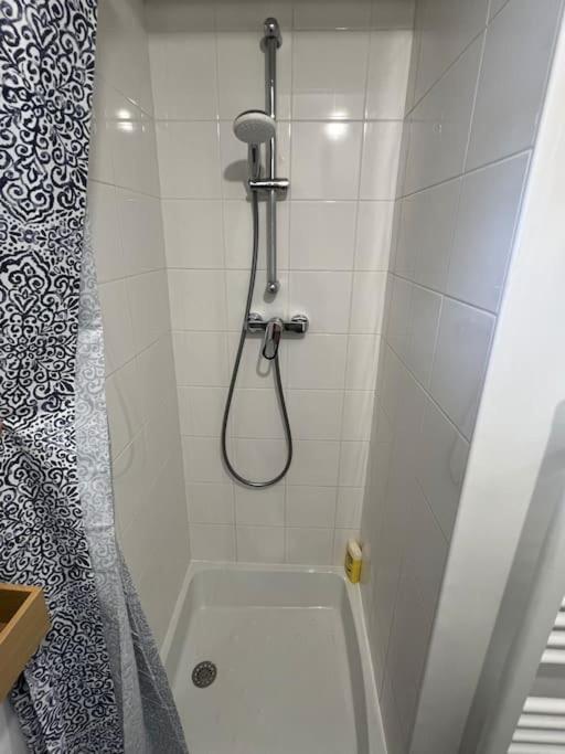 Studio Proche Disney Et Paris Noisy-le-Grand Luaran gambar