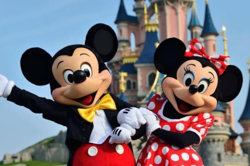 Studio Proche Disney Et Paris Noisy-le-Grand Luaran gambar